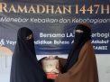 Yayasan Pendidikan Bahasa Arab Al -Ankabut Jambi Bersama LAZ HSI Berbagi Salurkan Zakat Fitrah Kepada Masyarakat