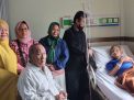 Pengurus PWI dan IKWI Besuk Waka PWI Sakit di RS Arafah