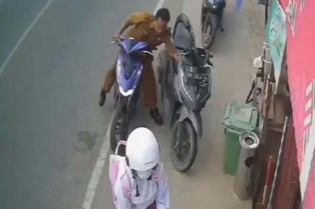 Mardono Mengaku Khilaf Mencuri HP Untuk Tambahan Beli Rokok