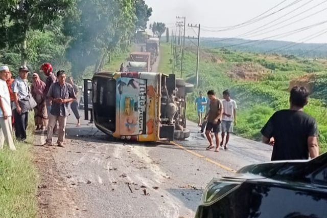 Lakalantas Beruntun di Jalinsum Rantau Parapat