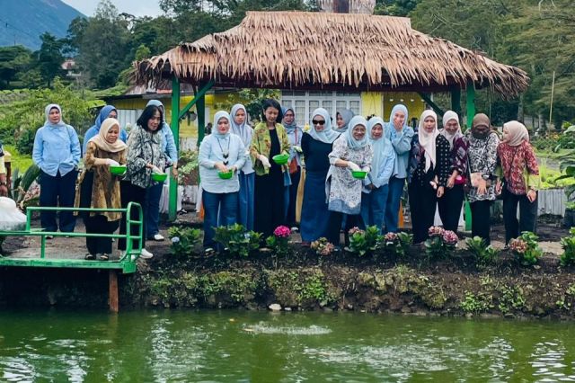 Ketahanan Pangan, IKBI PTPN Sebar Ikan Nila di kolam Stunting