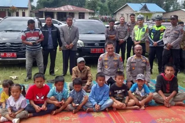 Kapolda Jambi Irjen Krisno Halomoan Siregar Kunjungan ke Bona Pasogit Humbang Hasundutan