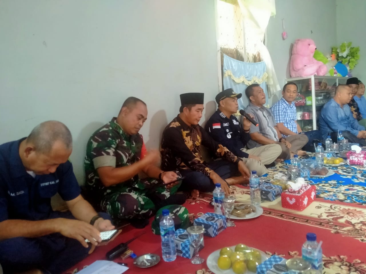 Diakhir Pekan Pj Bupati Tebo Didampingi Eetua Tp- PKK Kunjungi Tiga Desa