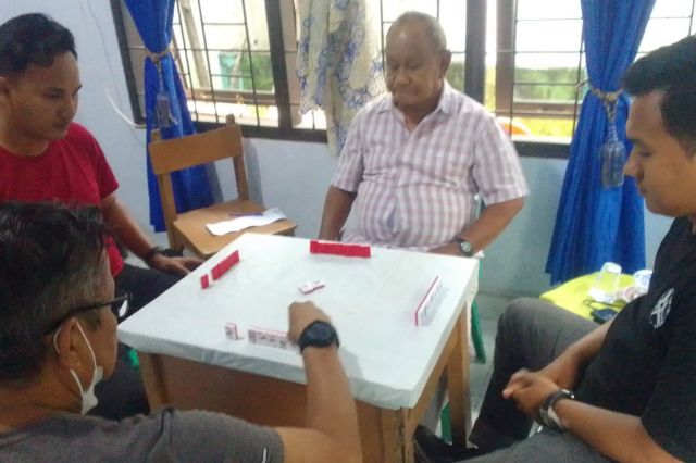 Antusias Peserta Mengikuti Lomba Domino PWI Sangat Tinggi
