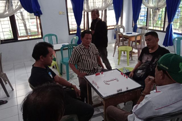 Turnamen Domino HUT ke-10 SJBNEWS Resmi Dimulai, Wartawan Di Jambi Antusias Bertanding