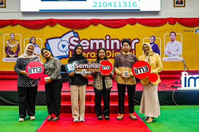 Go Live Like a Pro: IM3 dan TikTok Ajak Mahasiswa UNRI Berkarya di Dunia Digital