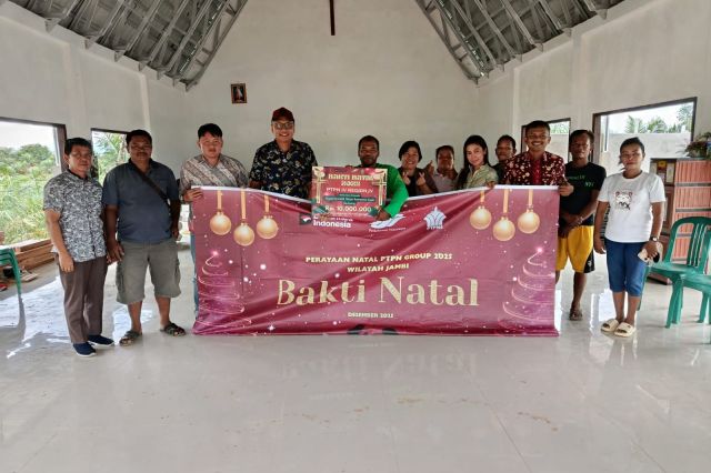 NATAL, PTPN IV Regional 4 Salurkan Bantuan 3 Gereja 1 Panti Asuhan