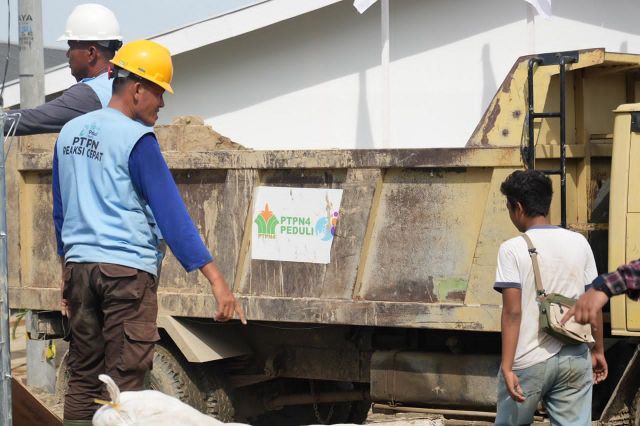 PalmCo Kawal Pemulihan Pascabanjir Tapanuli Selatan hingga Tuntas