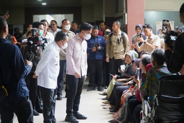 Dampingi Wapres Gibran, Gubernur Al Haris Perjuangkan MRI Baru dan Tambahan Dokter Spesialis untuk RSUD Raden Mattaher