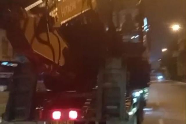 Masyarakat Soroti Kinerja Kapolsek Bangko, Excavator Diduga Menuju Lokasi PETI Bebas Melintas Hampir Setiap Malam