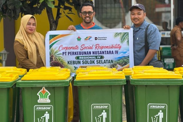 Destinasi Wisata Solsel Kinclong, PTPN IV Regional IV Sebar 10 Tong Sampah