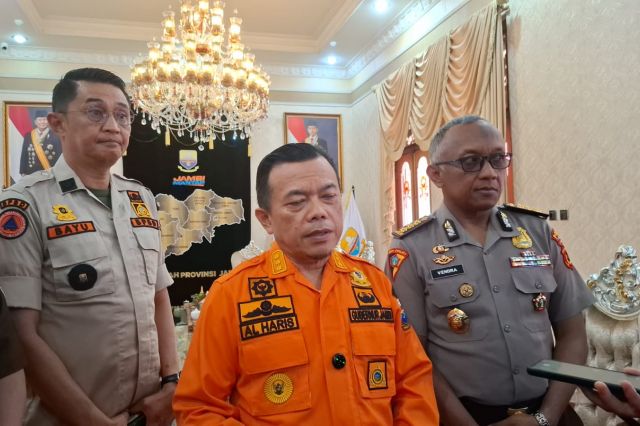 Di Hadapan Pemerintah Pusat, Gubernur Al Haris Pastikan Satgas Karhutla Terus Bekerja Padamkan Titik Api