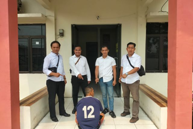 Tak Terima Ditegur Saat Makan , Pria di Tanjung Raden Tusuk Keponakan