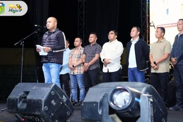 Bupati Tebo Agus Rubiyanto Buka Secara Resmi Malam Puncak HUT Tebo ke- 26